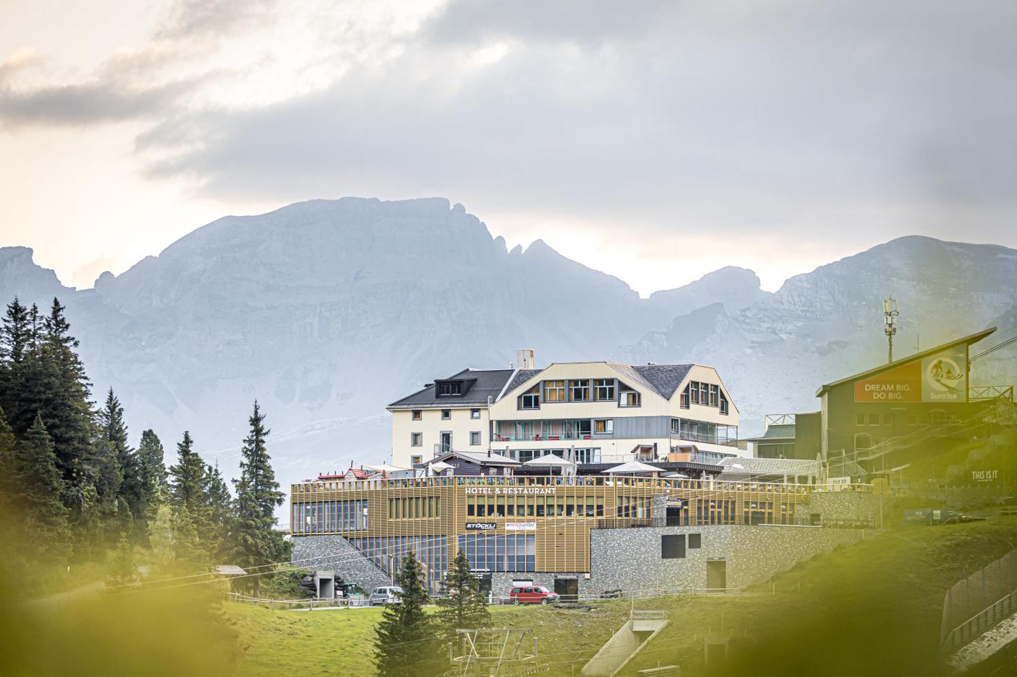 Berghotel Truebsee - Accessible Only By Cable Car เอนเกลเบิร์ก ภายนอก รูปภาพ